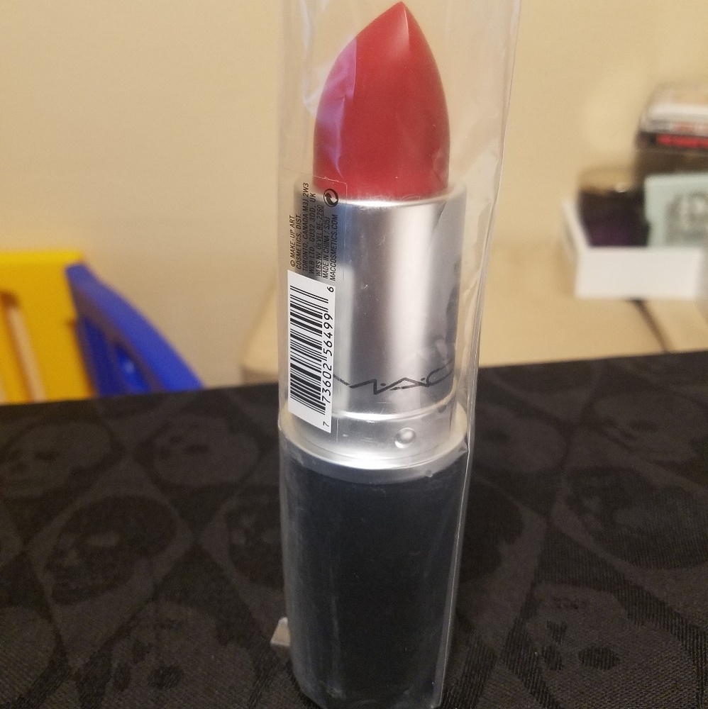 M.A.C Lipstick Canister